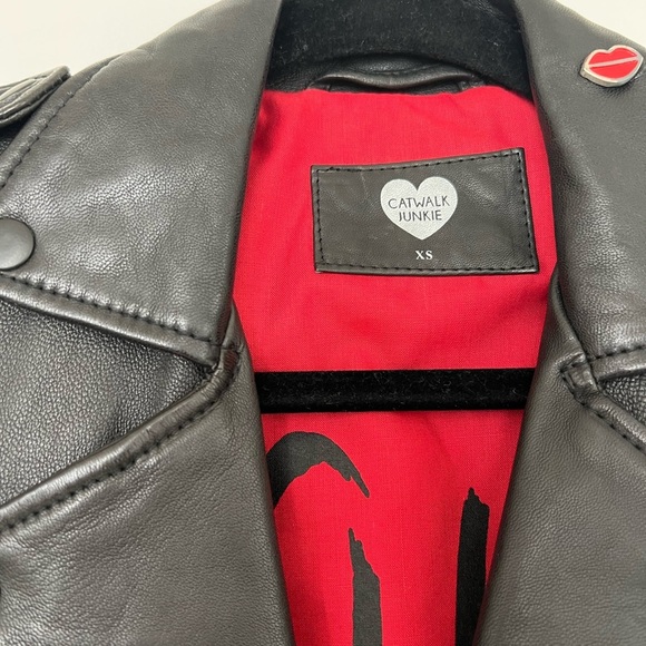 Catwalk Junkie 100% Leather Jacket with Lips - Picture 2 of 9